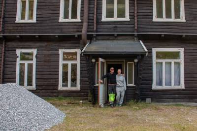 Far og dotter kjøpte forfalle hotell usett: – Vi blei litt sjokkerte