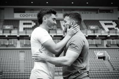 - Lagkamerater gjorde narr