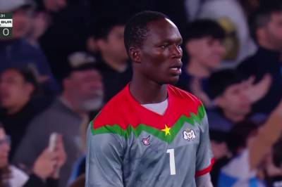 Nicolas Paz med mål mot Burkina Faso