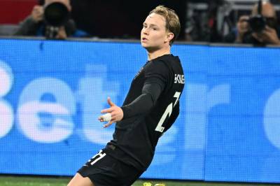 Reaksjoner i pausen med VGs studio