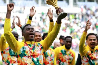 Senegal-stjernene vant etter kontrovers