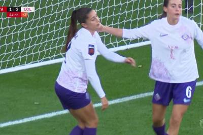 Jana Fernandez med selvmål for Liverpool
