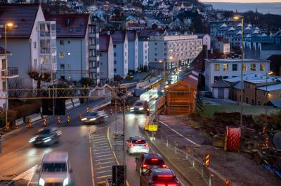 Endelig åpnet for to kjørefelt gjennom Sandviken igjen