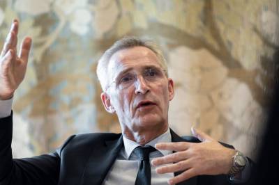 Løkke Rasmussen i krisemøte med Stoltenberg