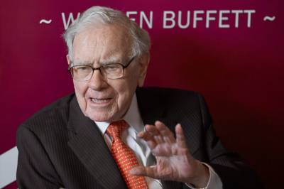 Hvorfor har Warren Buffet 3800 milliarder kroner i kontanter?
