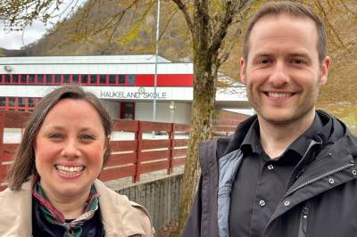 Foreldre ble nektet å jobbe dugnad. Nå griper disse to inn.