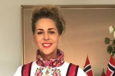 Benedicte ble frastjålet begge sine bunader