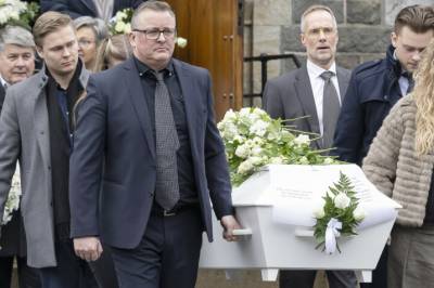 Tok farvel med pop-stjernen