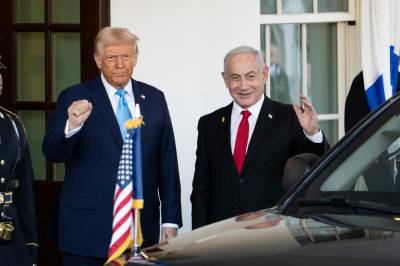 Trump antyder et mulig israelsk angrep på Iran i en tid med fornyet atomspenning