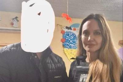 Angelina Jolie besøker Ukraina