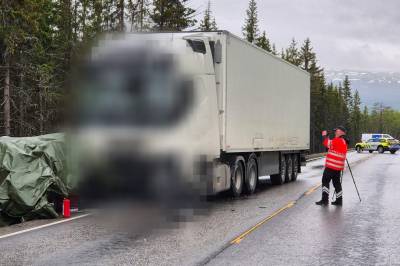 Tre alvorlig skadd i front-mot-front-ulykke ved Kvikne