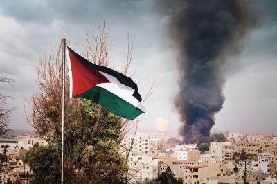 Et uventet israelsk luftangrep har kostet fire mennesker livet i Gaza, hvorav tre er barn