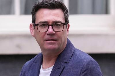 Britene vil at han skal ta over etter Starmer. Men han har ett stort problem.