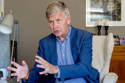 Slik skal Erik Solheim lekse opp for Stortingets Epstein-høring