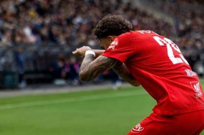 – Madammen er happy