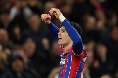 Strand Larsen med dobbel i hjemmedebuten for Palace