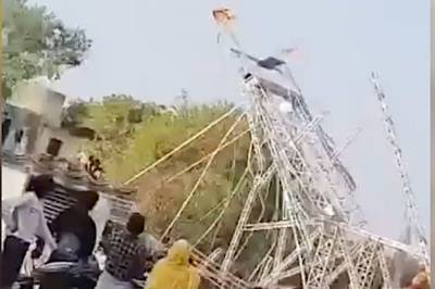 Tivoli-huske med skoleelever kollapser