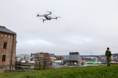 Varsler nye tiltak for å hindre ulovlig drone­flyging