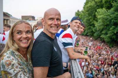 Ståle Solbakken åpner om tilbud, møtet med kongen og familiens støtte