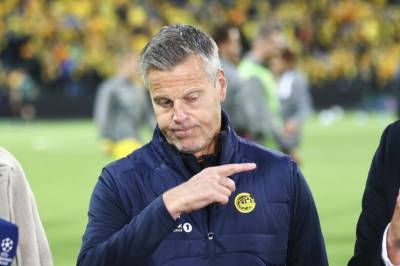 – Sier det ikke til dere