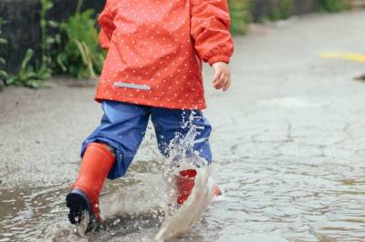 Segregerte barndommer: Når troen styrer hele livet // Også kristne trossamfunn utfører psykologisk kontroll med barn og unge