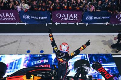 Max Verstappen vinner Qatar Grand Prix og halverer avstanden til Norris: bare 12 poeng!