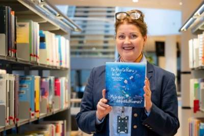 Verdsnyheit frå Nord universitet: Står bak unik bildebok på urfolksspråk