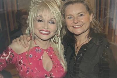 «Bettan» deler Dolly Parton-bilde: – Enorm sorg