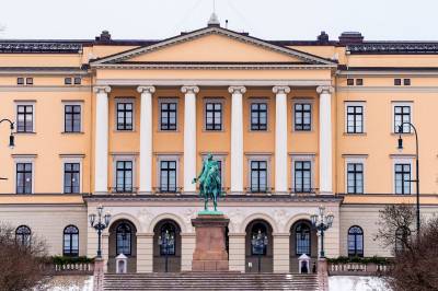 Ekstraordinært møte på slottet: – Gradert sak