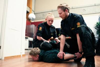 Slik forbereder politistudentene seg på å håndtere kritiske situasjoner