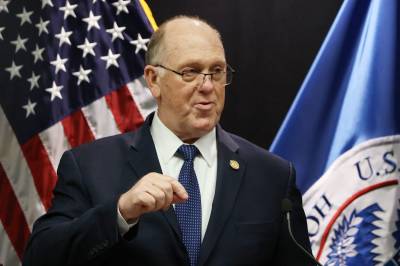 Grense-tsar Tom Homan i Minnesota: – Vi blir her til problemet er løst