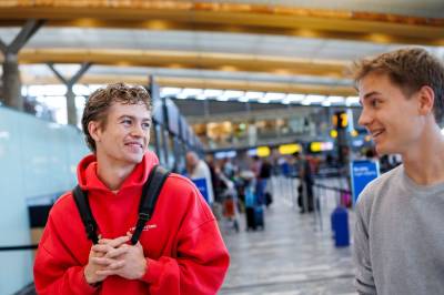 Oljekrasj og rentehopp gir dollarsmell for norske fotballfans