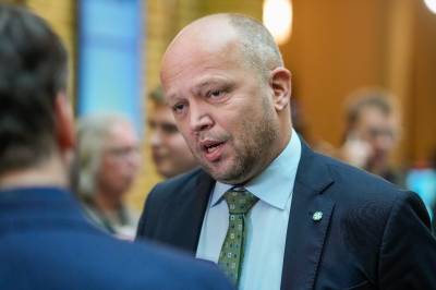 Vedum foreslår frysing av Norges EU-penger