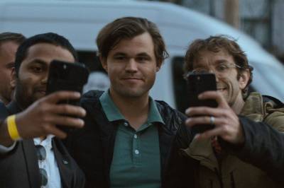 Carlsen avslører i ny dokumentar om Niemann-bråket: – Kjente meg litt manipulert