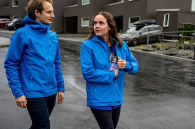 Høyre roter seg bort i kraftdebatten