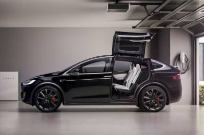 Nypris: 1,3 mill. Nå får du Teslaen for 180.000
