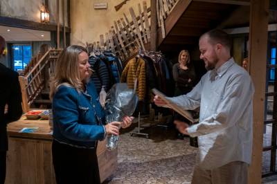 Får pengegave fra fylkeskommunen