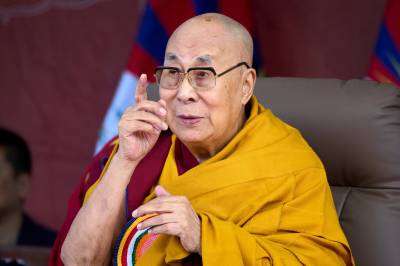 Dalai Lama (90) vant Grammy