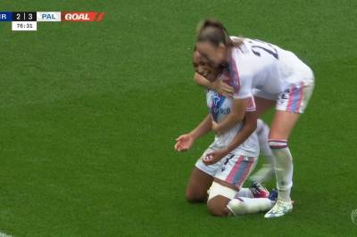 Lexi Lloyd-Smith med mål mot Birmingham City WFC