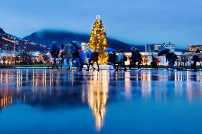 – Er det ingen vaksne heime i Oslo?