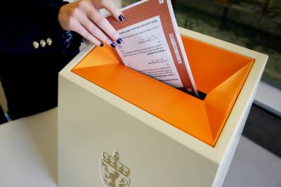 Fire av ti byttet parti ved stortingsvalget – Frp fikk folk ut av sofaen