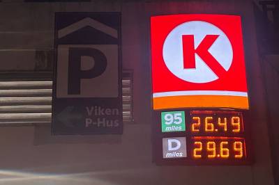 I natt blir det billigere. Men i dag gikk prisene opp.