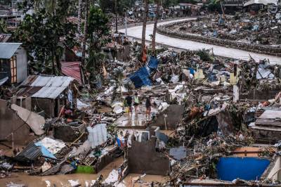 Reuters: Minst 46 døde etter tyfonen Kalmaegi på Filippinene