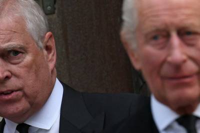 Må holde broren i sjakk