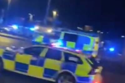 Flere personer knivstukket på tog