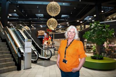 width=device-width, initial-scale=1