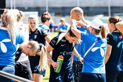 Rammes av ekstrem­varme: – En svett affære