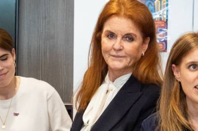 Trygler døtrene om penger