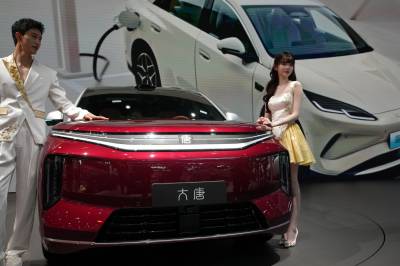 Kinesiske Alibaba og BYD på USAs svarteliste