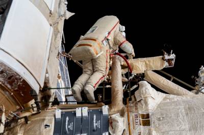 Sykdom tvinger astronauter hjem tidlig fra den internasjonale romstasjonen